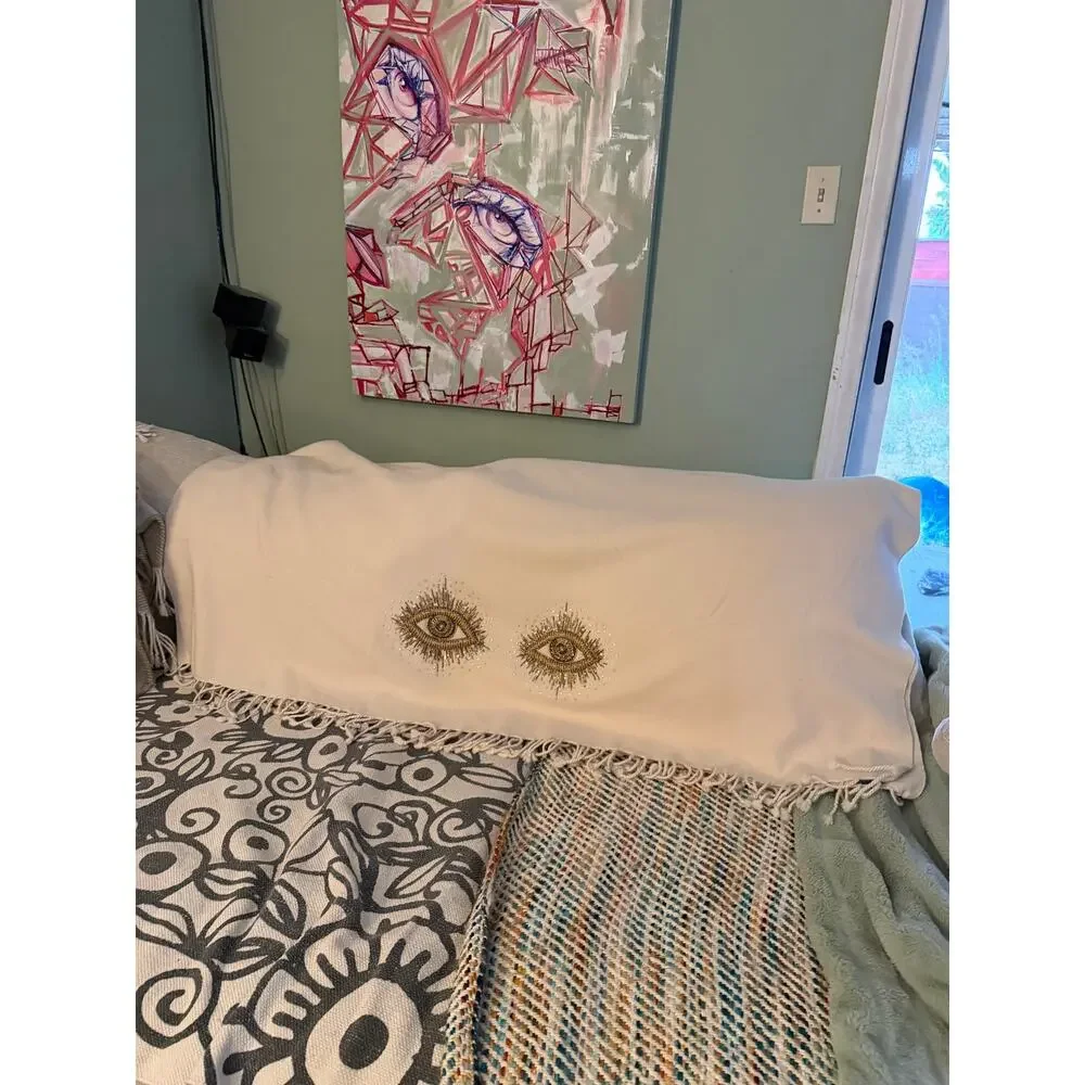 JONATHAN ADLER BEADED MUSE EYES EMBELLISHED THROW BLANKET
